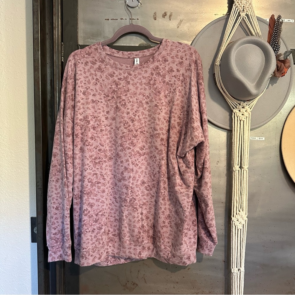 ATHLETA Studio to Street Purple Leopard Sweatshirt size XL